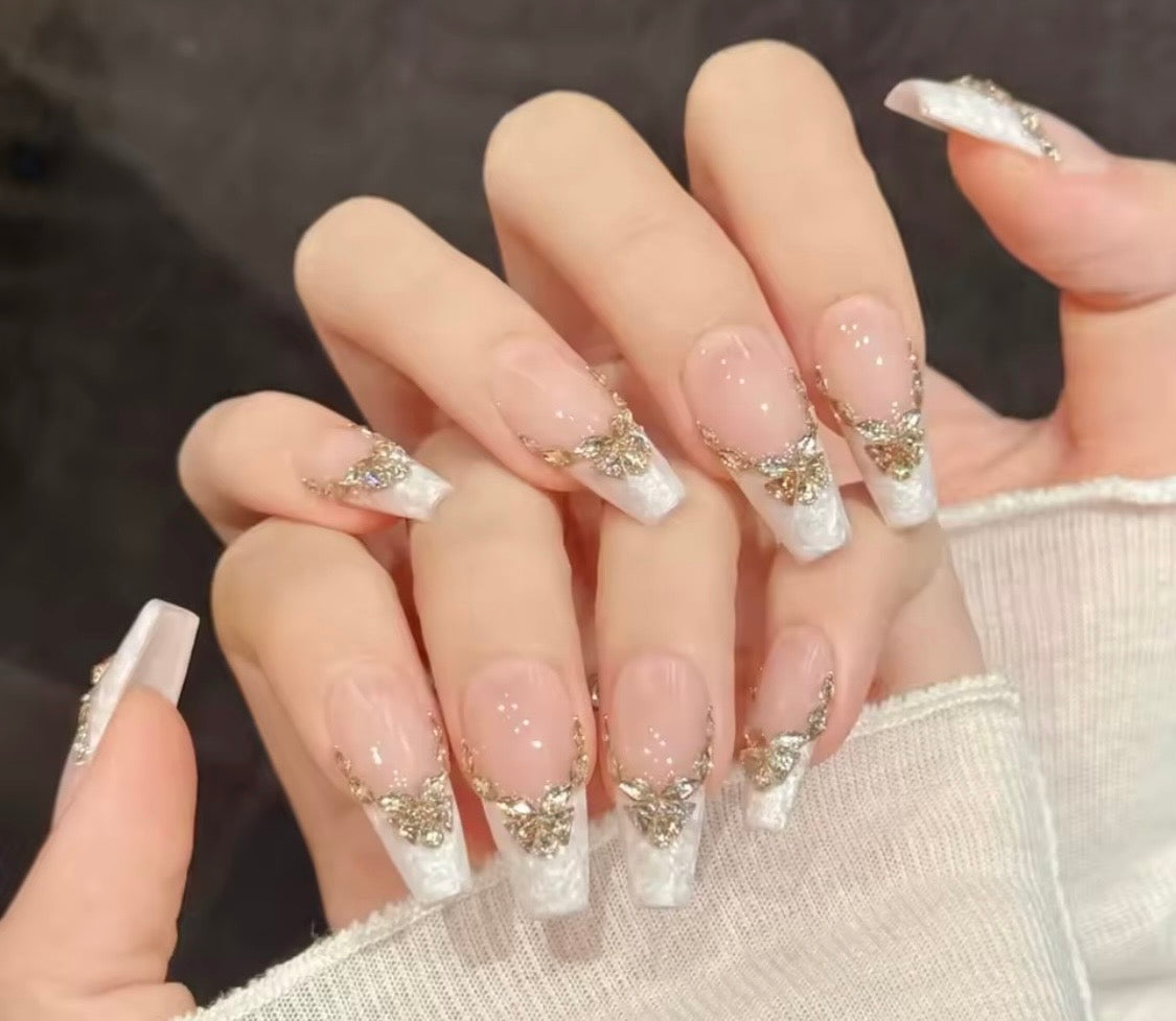 Marquise Silk Sovereign